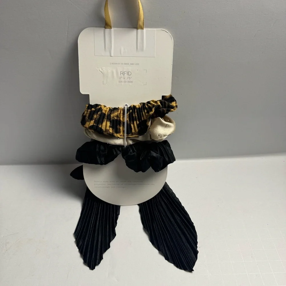 Hair Twister Set 3 pk - A New Day Leopard/Champagne/Black Hair Scrunchie Set